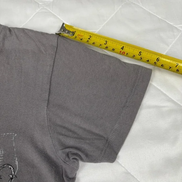 Hard Rock Cafe Aruba Womens Gray V-Neck Graphic T-Shirt Pink Roses Rhinestone S - Picture 9 of 10